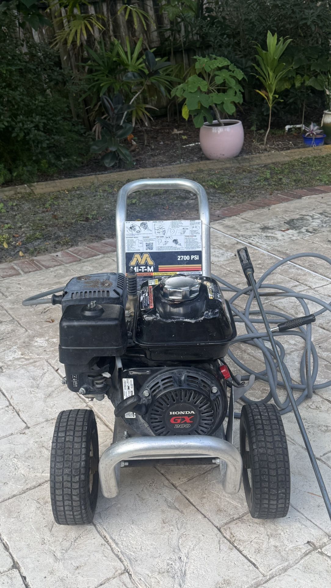 ✨ Mi-T-M 2700 PSI Gas Pressure Washer – Great Condition! ✨