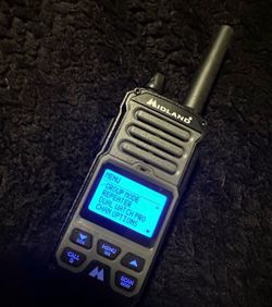 Midland GXT67 Pro Two-Way Radio