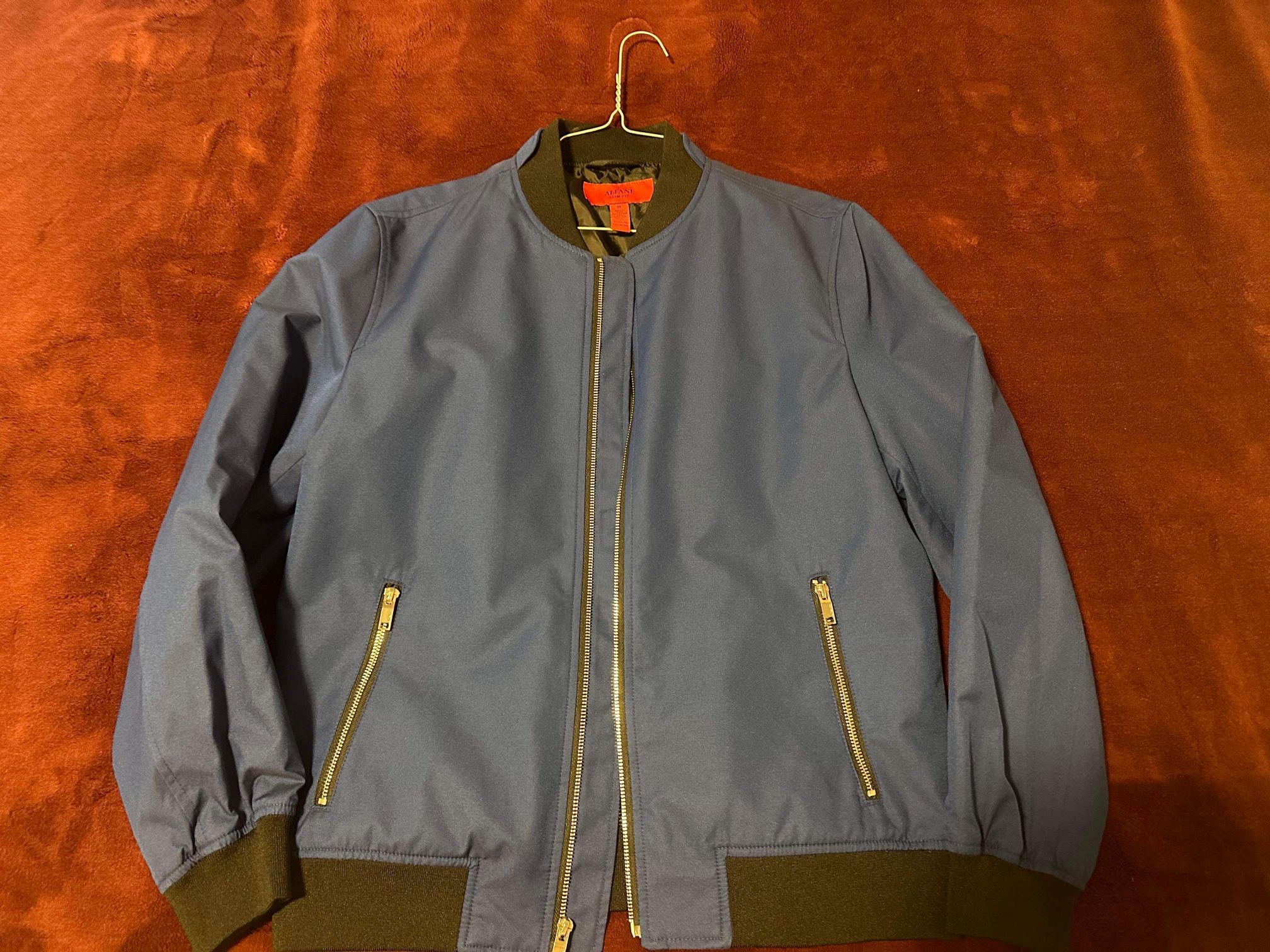 New Men's Jacket / Size M