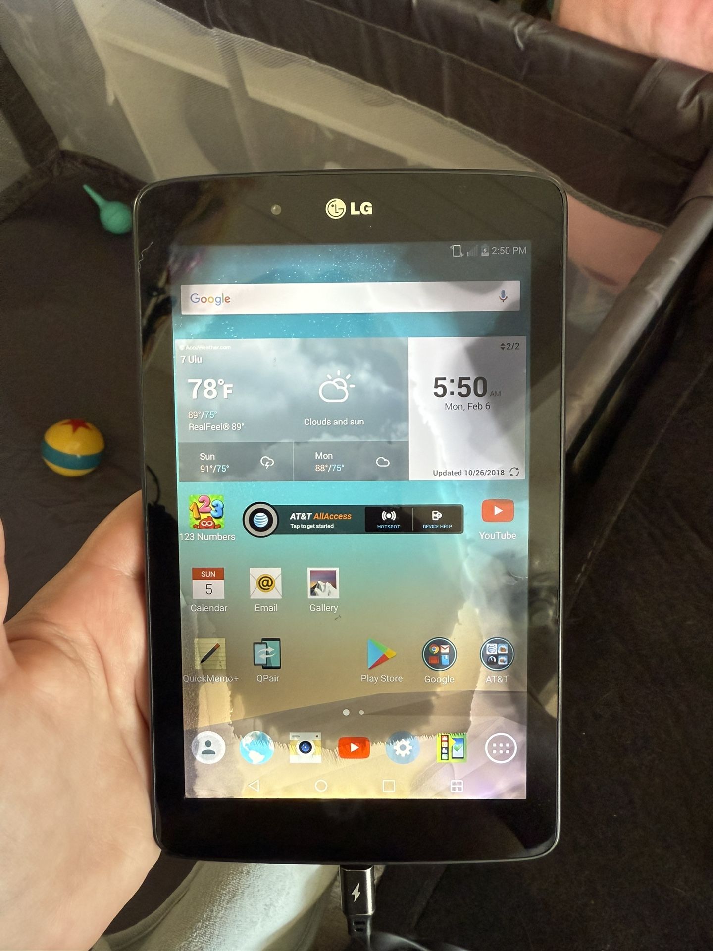 LG gpad 7.0 (Messed Up Screen)