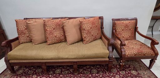 Najarian Furniture Co., Inc Sofa Bench and Side Chair