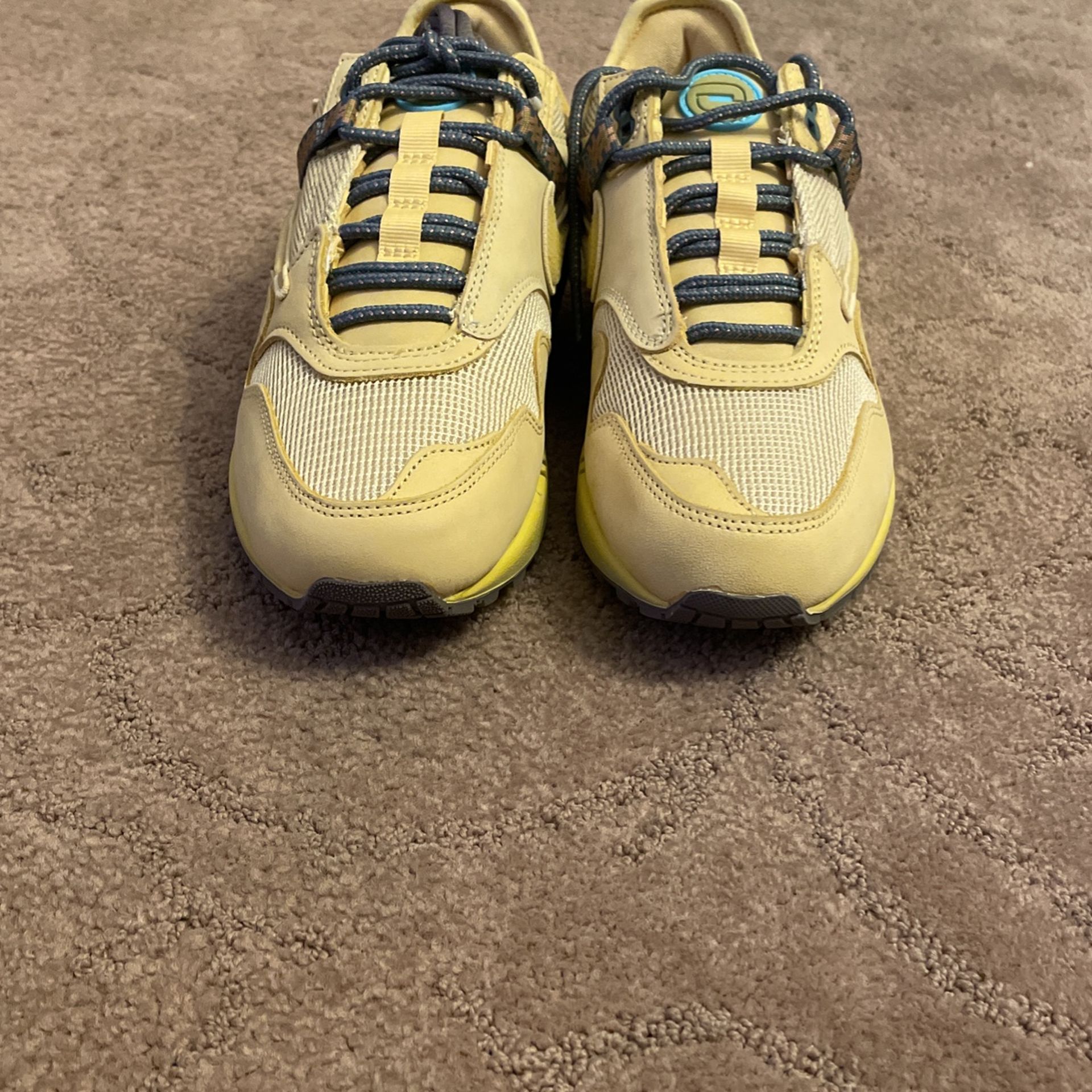 Nike Air Max 1 X Cactus Jack Saturn Gold Size 7.5