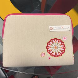 Sheffield Home iPod/Ereader/Kindle/ Notebook Zippered Case 