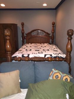 Queen Bed Brown Solid Wood