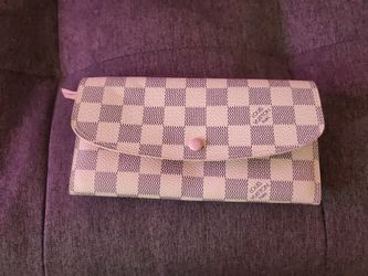 Louis Vuitton Emilie Wallet