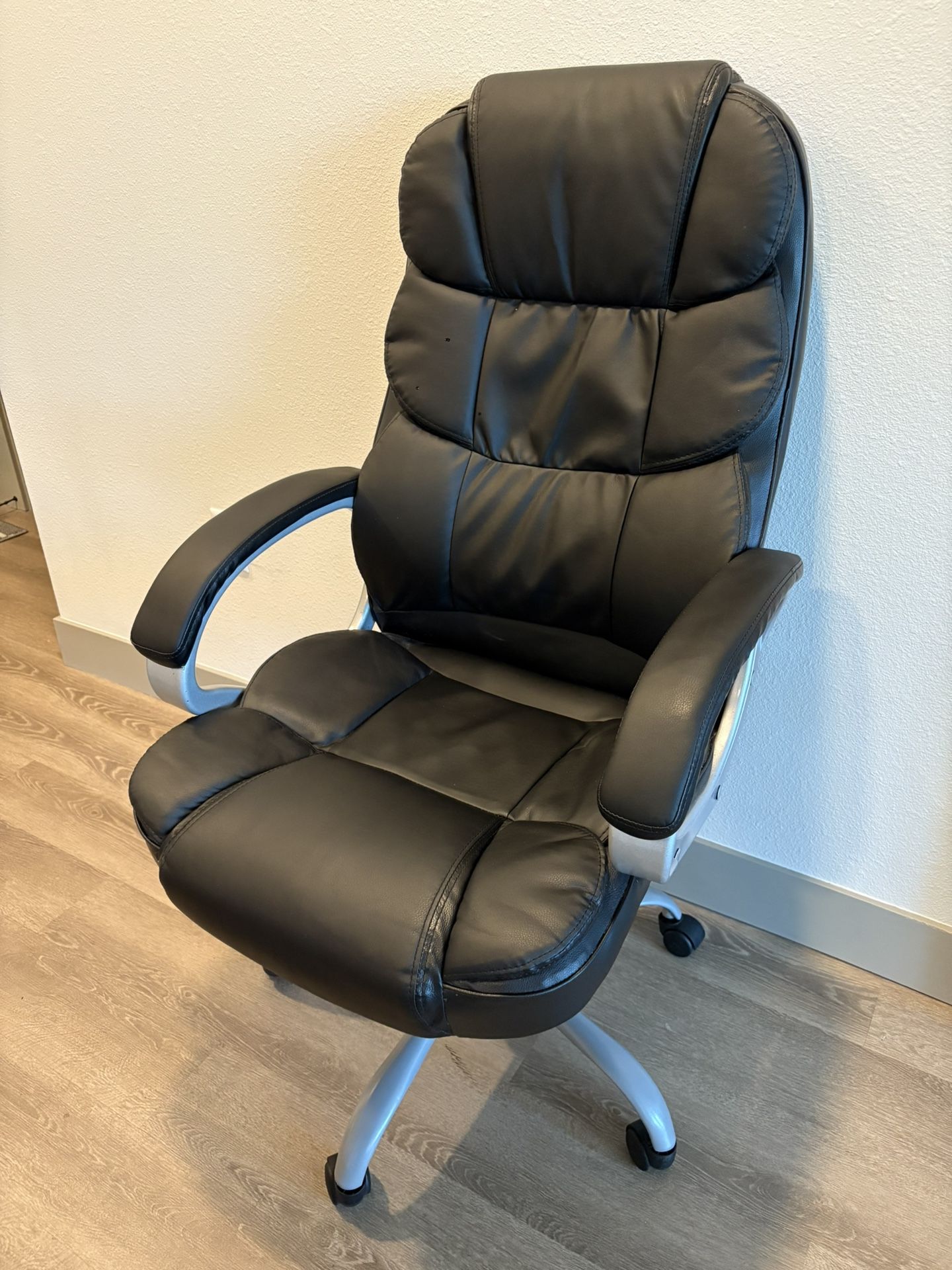 Furniture of America Kanji Faux Leather High Back Desk Chair