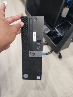 Dell OptiPlex 7050 Small Form Factor Desktop