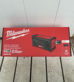 Milwaukee new radio Bluetooth