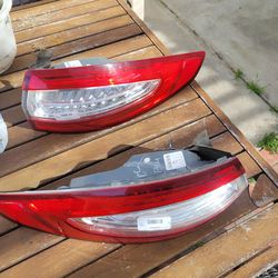 Ford fusion tail lights