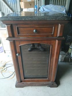 Wine cabinet cooler
