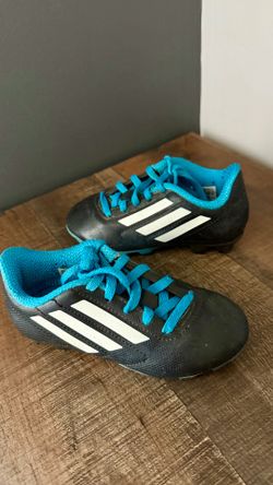 Adidas size 11 - soccer shoes