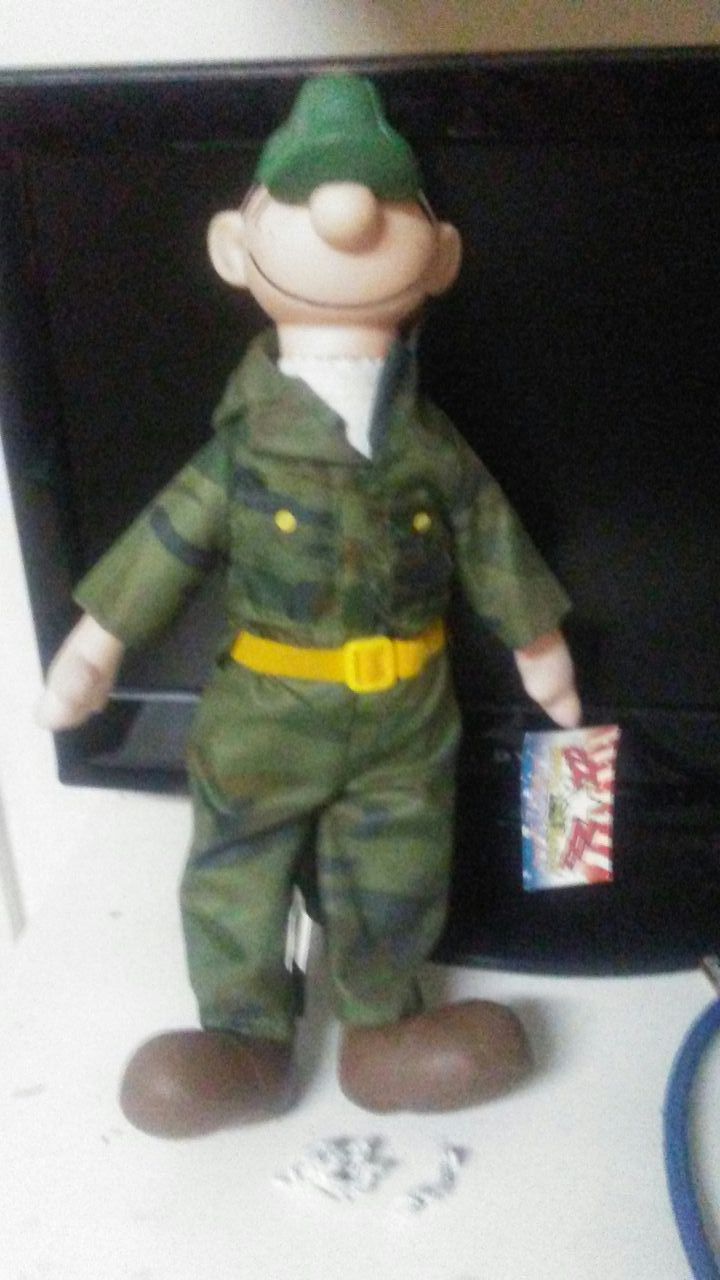 Beetle Bailey military figure
