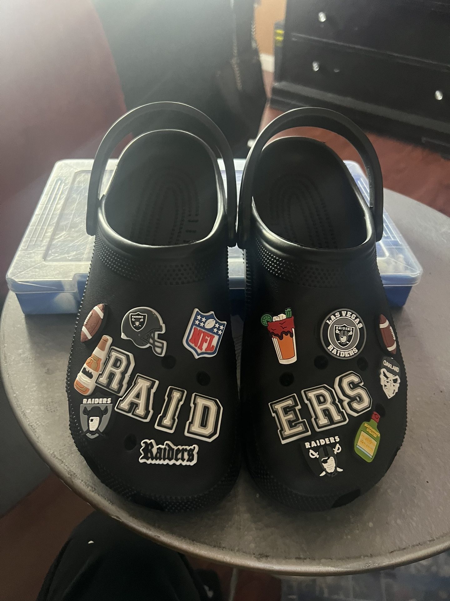 Crocs, W/19, “Raiders” Charms, Classic Style, Unisex, Adult, Black, Clogs, Many Sizes, New With Tags, Great Gift !! 🎁 ($60 Pick Up Only)