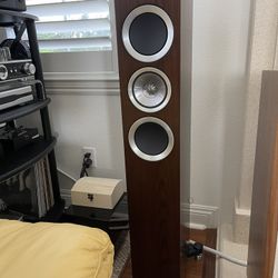 KEF R500 Speakers 