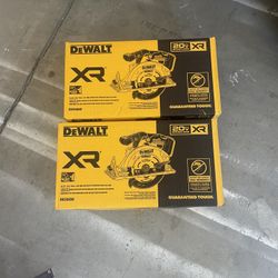 Dewalt XR 20-volt Max 6-1/2-in Brushless Cordless Circular saw (tool only)