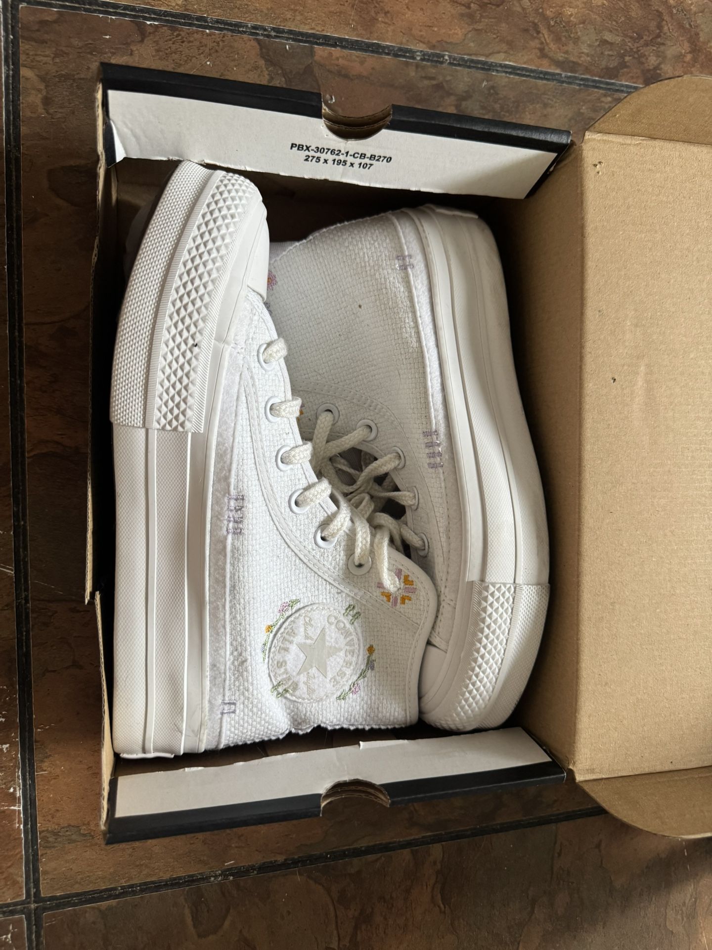 Women’s Converse Embroidered