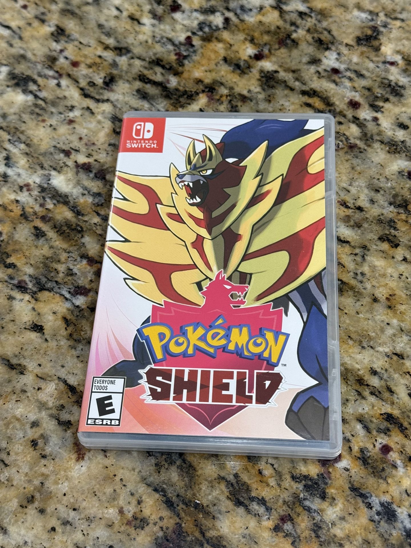 Pokémon Shield - Nintendo Switch