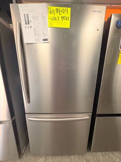 Mora refrigerator