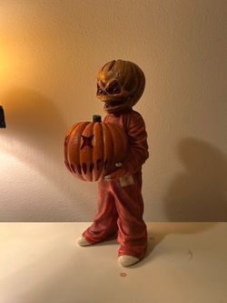 Trick R’ Treat Sam Statue