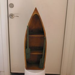 Deco Boat with Oars