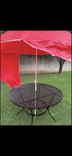 Sport brella. 5’ Wide
