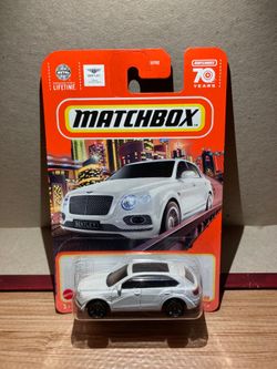 Matchbox / 18 Bentley Bentayga / White