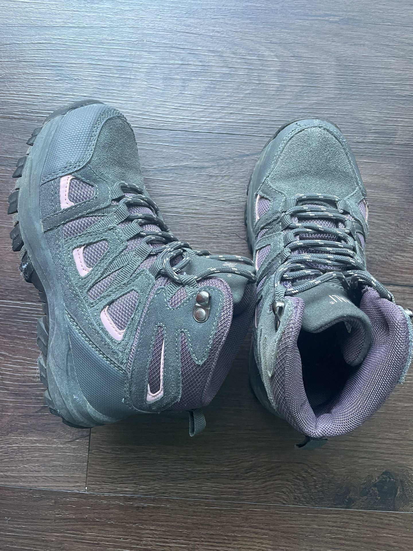Kids Hiking Boots, Size 2