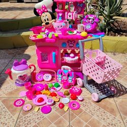 Minnie Mouse Kitchen 