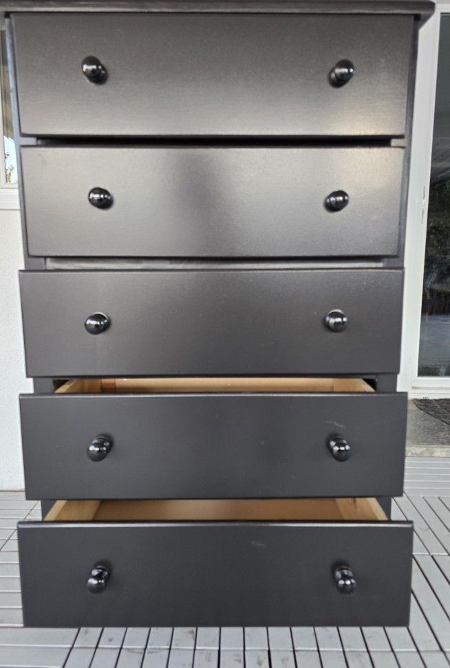 Beautiful Dresser..!