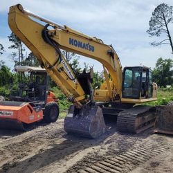 Komatsu PC290 Excavator 