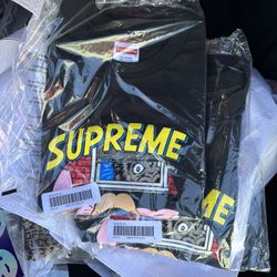 Supreme Bed Room Tee XL And Small Black