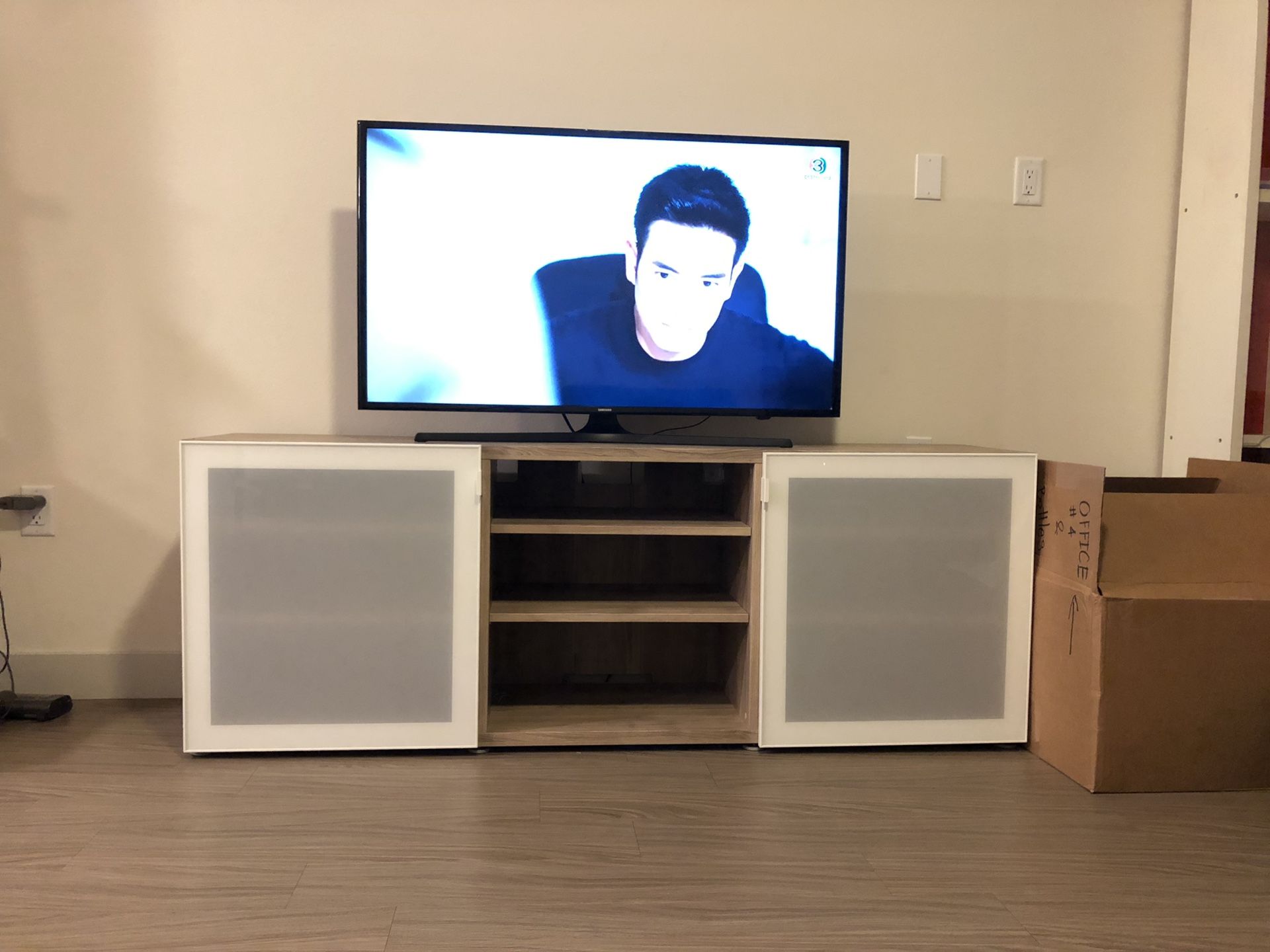 IKEA TV/shelf