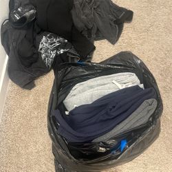 BRAND NEW NEVER USED, lots Of Men’s Clothing That’s Never Been Worn And Cheap 