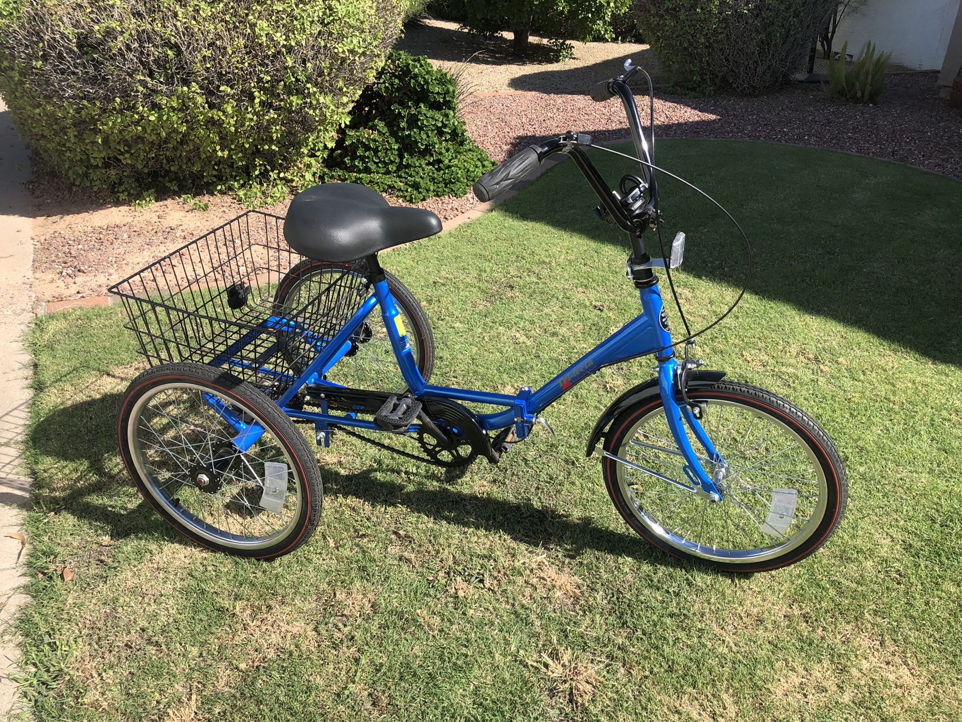 Folding 3 Speed 3 Wheel Bike for Sale in Peoria, AZ OfferUp