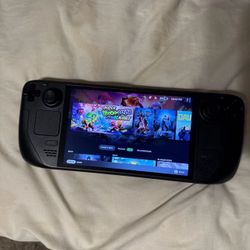 Valve Steam Deck OLED 7.4 AMD 6nm Ryzen APU 16GB RAM 1TB Black 1030 with Carrying case and Charger
