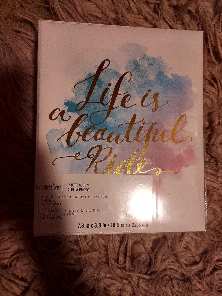 📸 Brand New Photo Album – “Life Is a Beautiful Rid