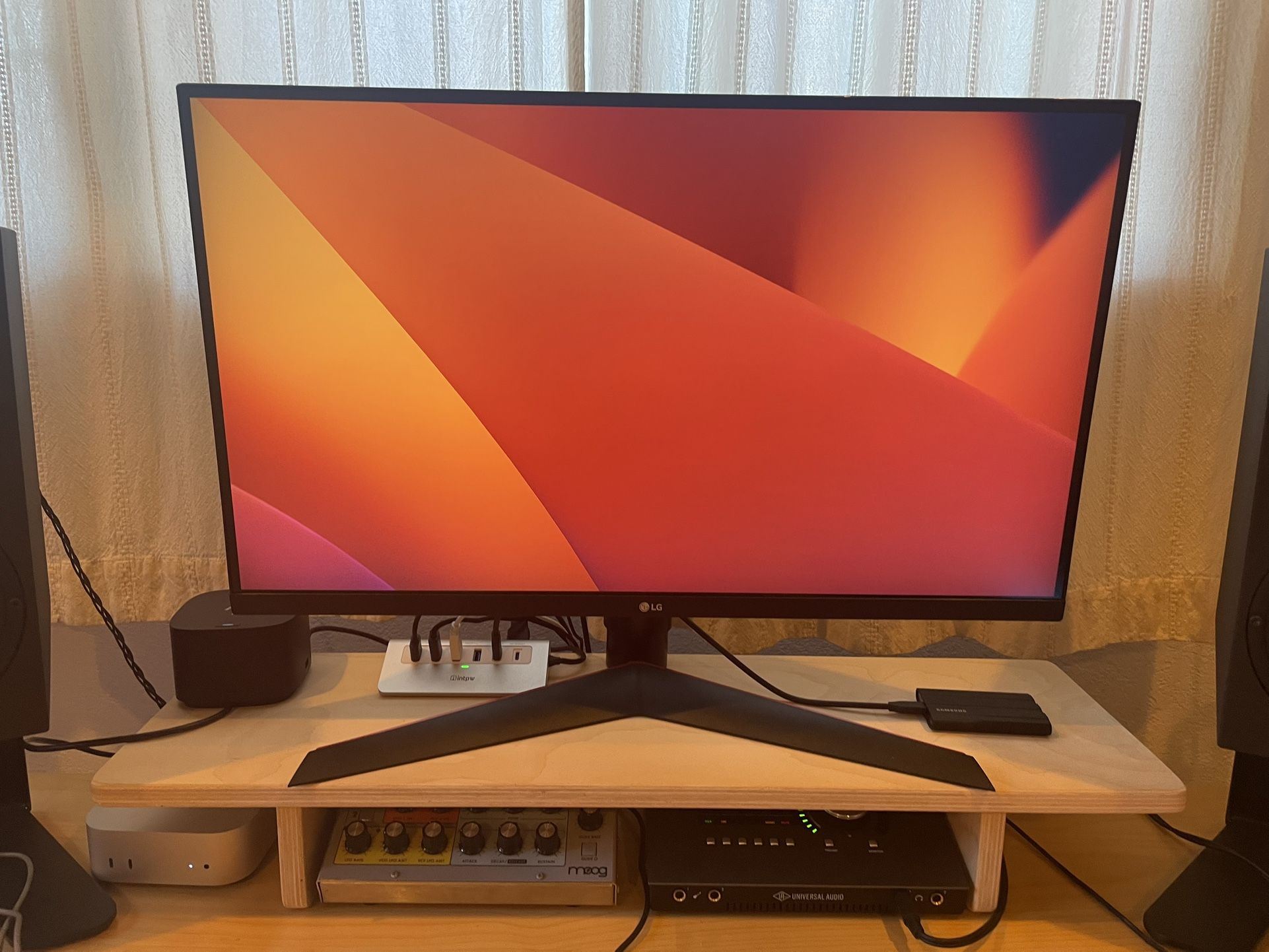 LG 27GN750-B UltraGear Gaming Monitor 27” FHD (1920x1080) IPS Display, 240HZ Refresh Rate