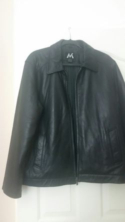 Like new mens medium soft leather jacket