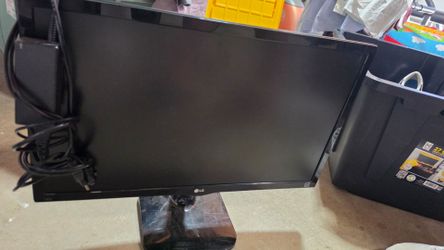 LG 24 inch Monitor