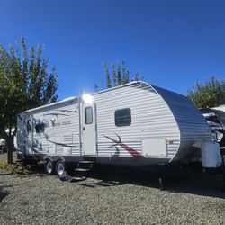 2012 32 Ft Travel Trailer - Dutchmen ASPEN TRAIL 2012