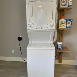 24” Combo Washer And Dryer 
