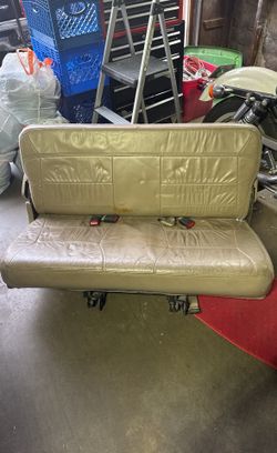 Lincoln Navigator 3rd Row Seat