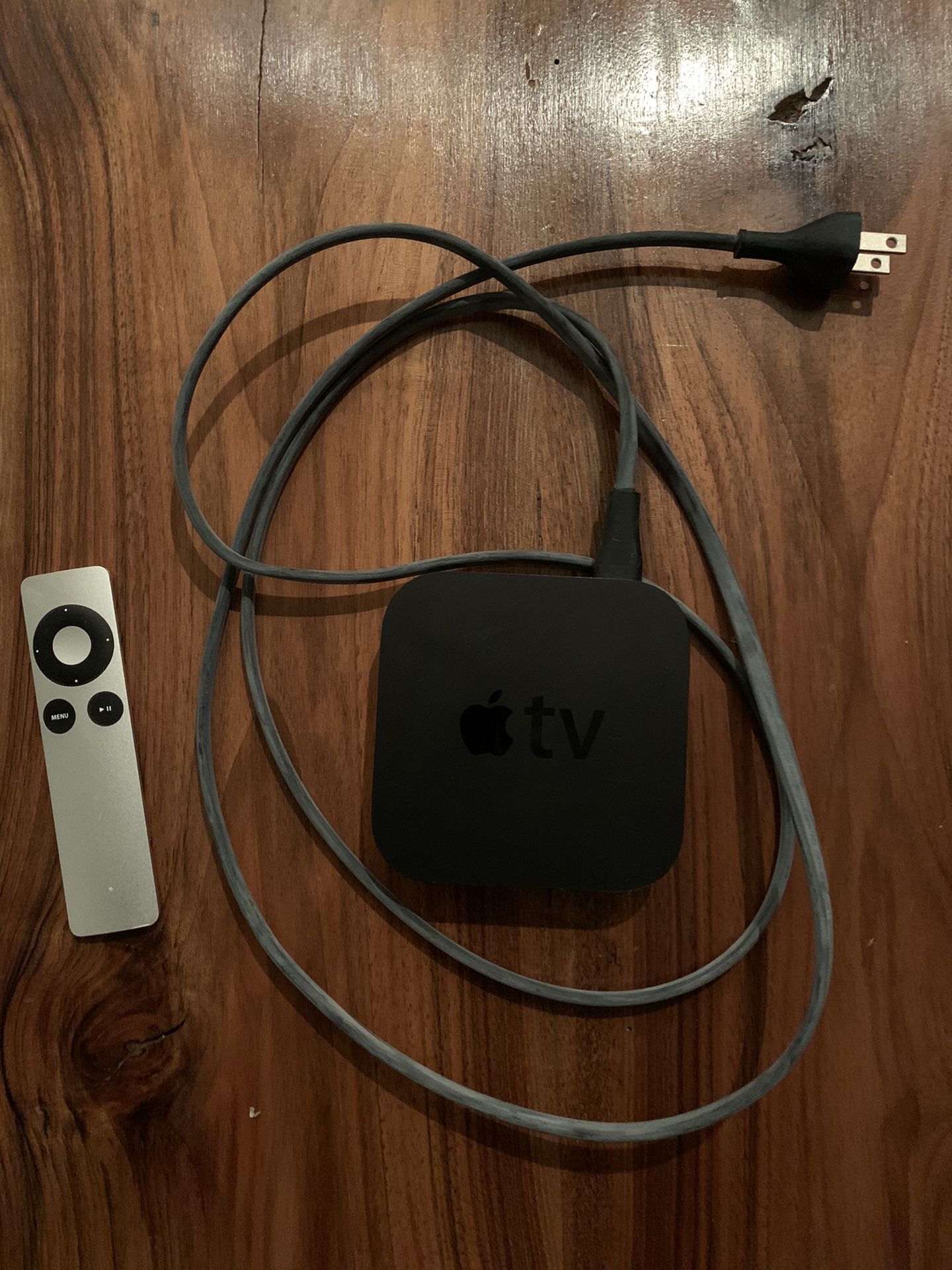 Apple TV 3rd generation w/ Remote + HDMI