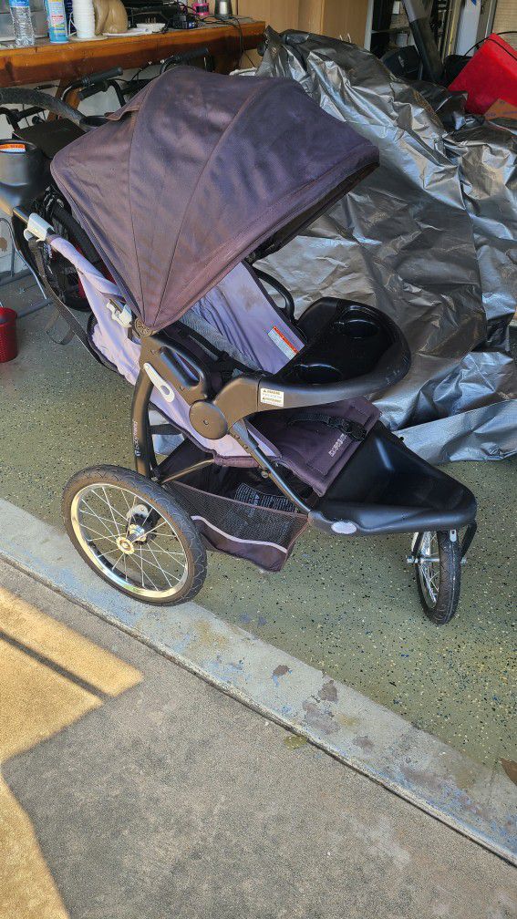 Baby Trend Jogger Stroller 