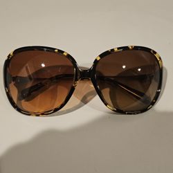 Salt Female Glasses $75