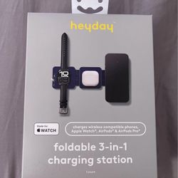 foldable 3-in-1 charging station