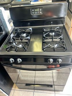Frigidaire Black Stove (delivery+install available) Width 30”