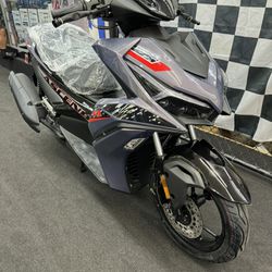 Brand New Acenda 150cc Gas Scooter 