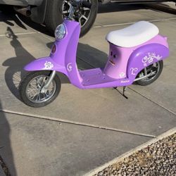 Razor Electric Scooter 