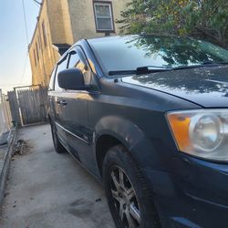 2008 Chrysler Town & Country
